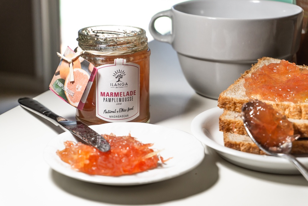 La marmelade de pamplemousse 220g en situation